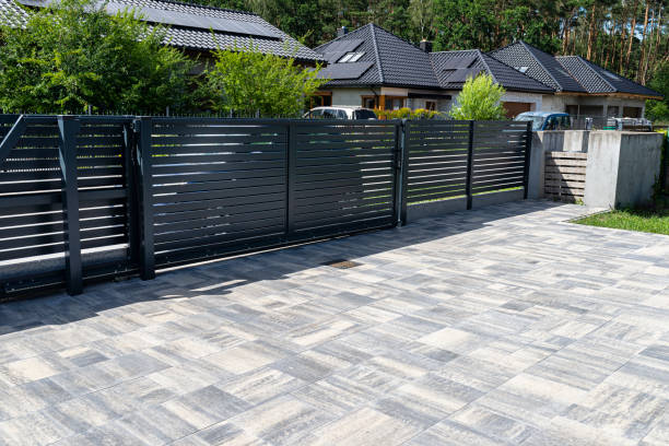 Best Driveway Paving Contractor  in Helotes, TX